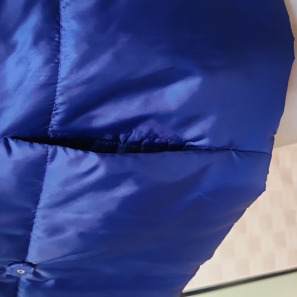 Brilliant Blue Lightweight Puffer Jacket by Simply Vera Vera Wang - Size XS - Picture 8 of 10